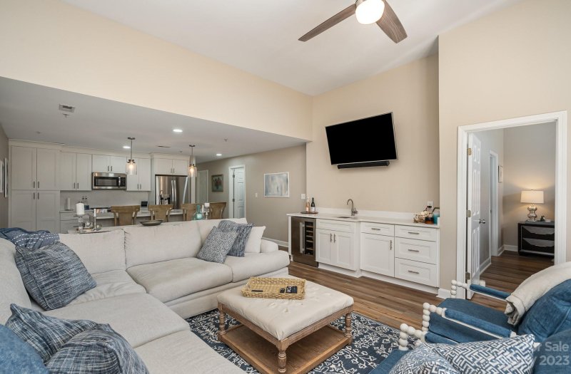 Property image 4 at 104 Pier 33 Drive, Mooresville, NC 28117