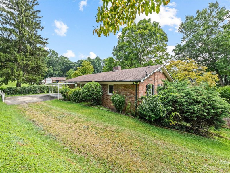 Property image 5 at 799 Woodfield Drive, Waynesville, NC 28786