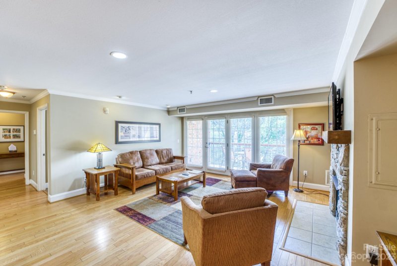 Property image 4 at 310 Bowling Park Road, Asheville, NC 28803