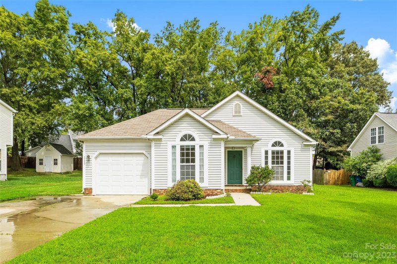 1111 Kerry Greens Drive