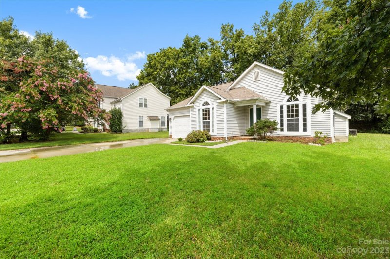 Property image 3 at 1111 Kerry Greens Drive, Matthews, NC 28104