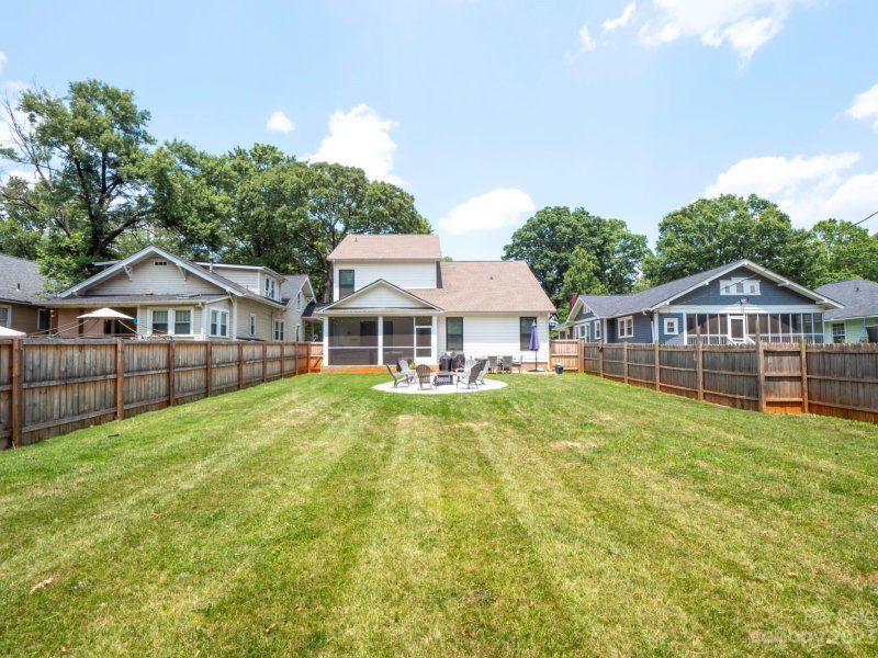 Property image 3 at 227 Sylvania Avenue, Charlotte, NC 28206