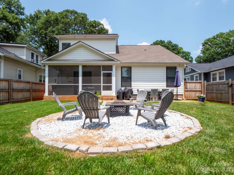 Property image 4 at 227 Sylvania Avenue, Charlotte, NC 28206