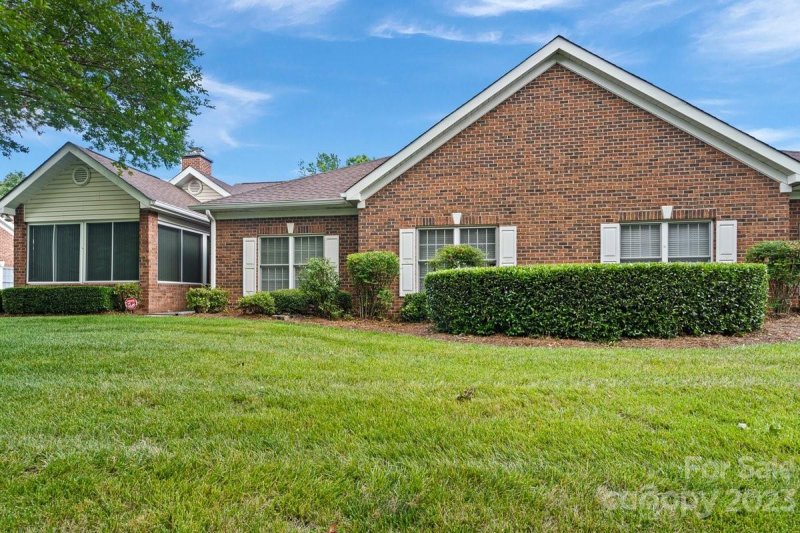 9039 Grand Oak Drive