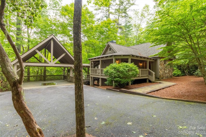 Property image 5 at 168 Rushing Springs Lane, Sapphire, NC 28774