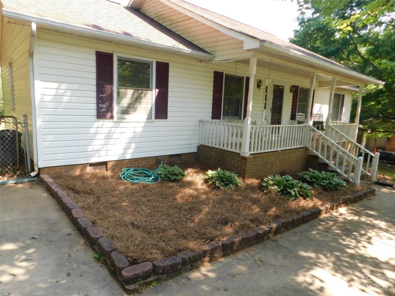 Property image 2 at 4631 Merrywood Lane, Gastonia, NC 28052