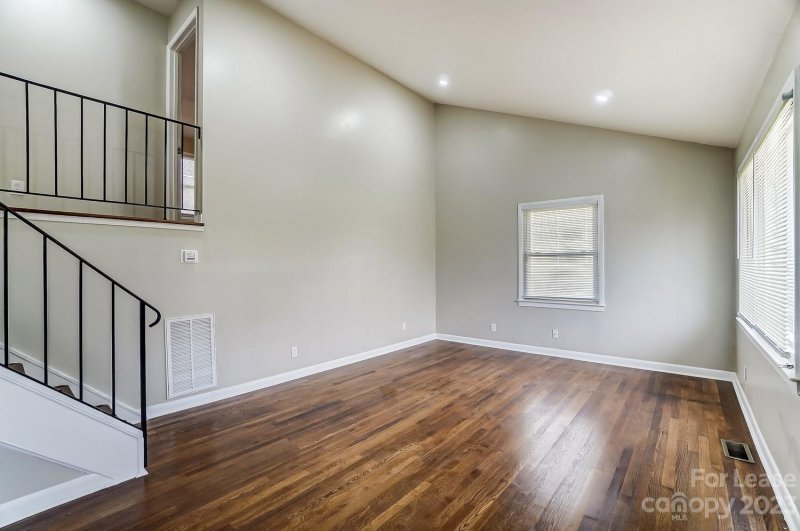 Property image 4 at 717 Forest Drive, Gastonia, NC 28054
