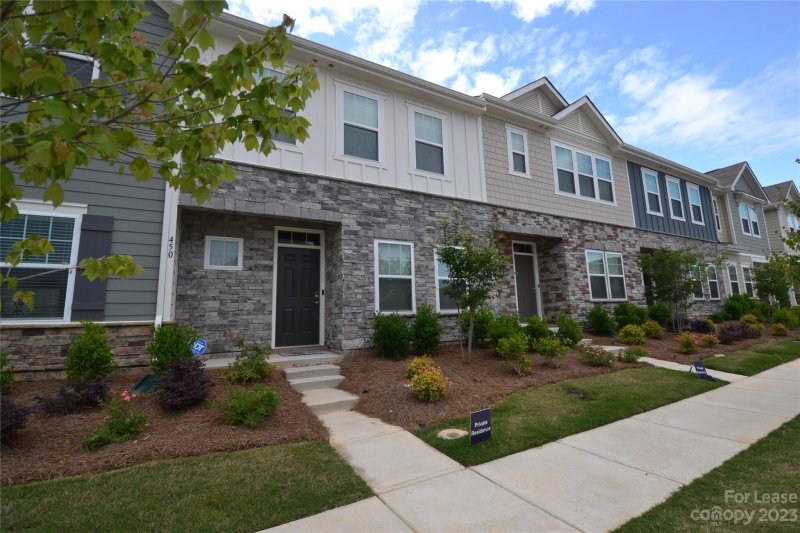 Property image 3 at 450 Sagecroft Lane, Indian Trail, NC 28079