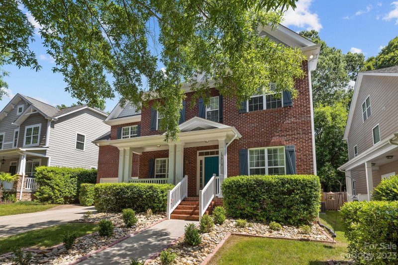 Property image 3 at 13315 Pierre Reverdy Drive, Davidson, NC 28036