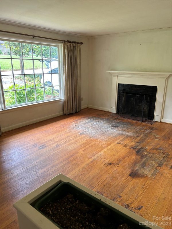 Property image 4 at 1530 11th Street, Hickory, NC 28601