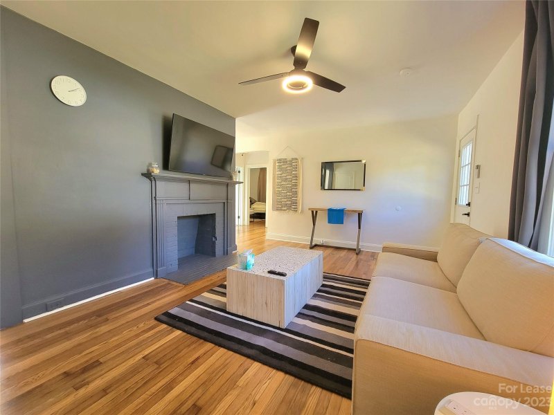 Property image 5 at 1309 Skyview Road, Charlotte, NC 28208