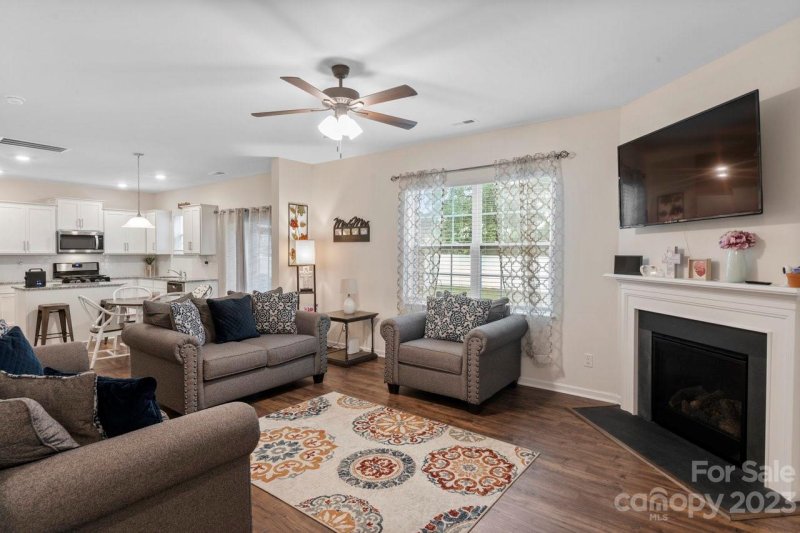 Property image 5 at 2509 Linhay Drive, Charlotte, NC 28216