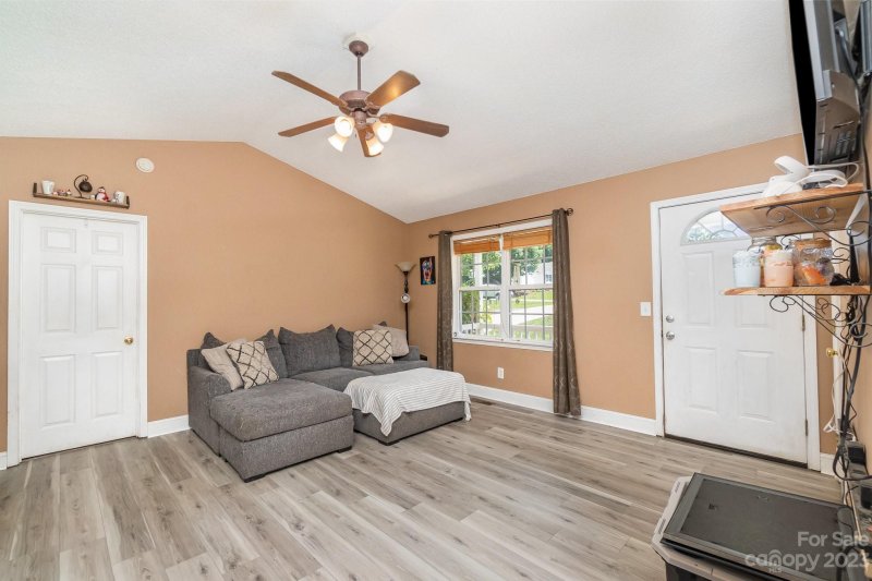 Property image 5 at 1209 Beagle Run, Salisbury, NC 28146