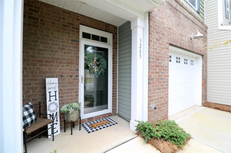 Property image 2 at 3205 Yarmouth Lane, Gastonia, NC 28056