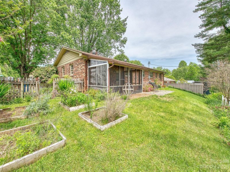 Property image 3 at 97 Morning Drive, Waynesville, NC 28786