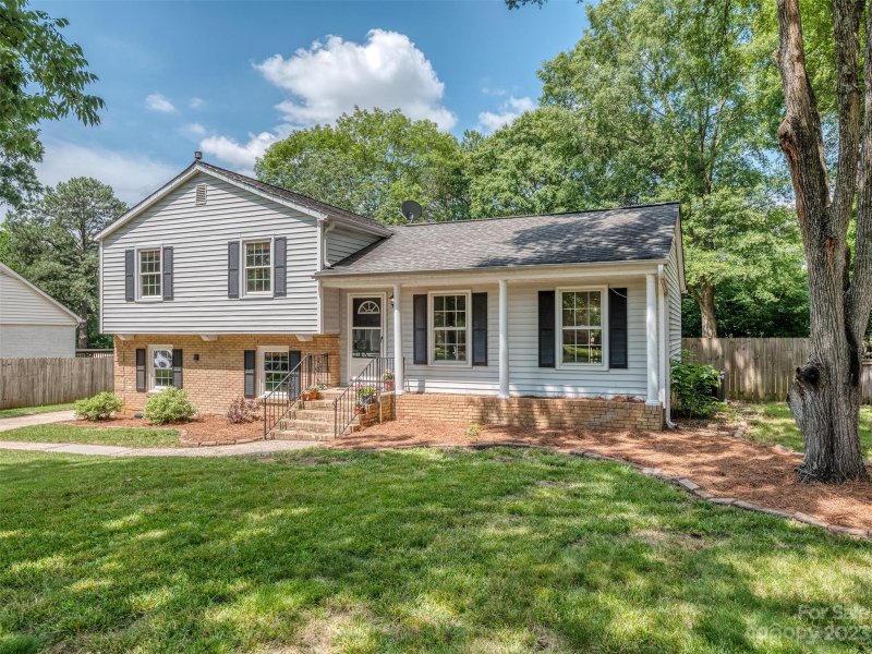 Property image 2 at 10840 Osprey Drive, Charlotte, NC 28226