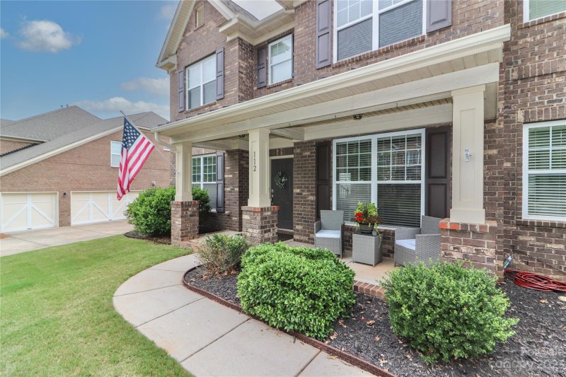 Property image 2 at 112 Delaney Lane, Mooresville, NC 28115