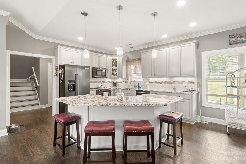 Property image 2 at 170 Lippard Springs Circle, Statesville, NC 28677