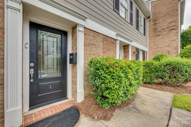 Property image 2 at 4611 Hedgemore Drive, Charlotte, NC 28209