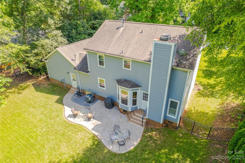 Property image 4 at 104 Aurora Lane, Huntersville, NC 28078