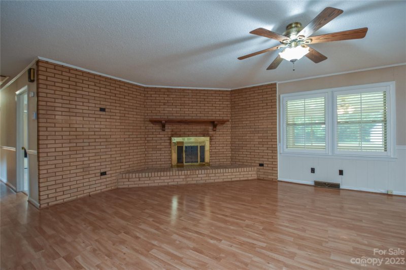 Property image 4 at 4317 Whispering Oaks Drive, Charlotte, NC 28213