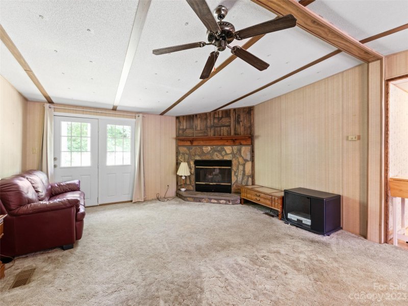 Property image 3 at 153 Spring Place Drive, Hendersonville, NC 28791