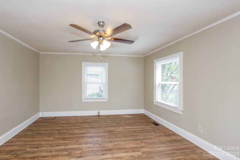 Property image 4 at 3510 Avalon Avenue, Charlotte, NC 28208