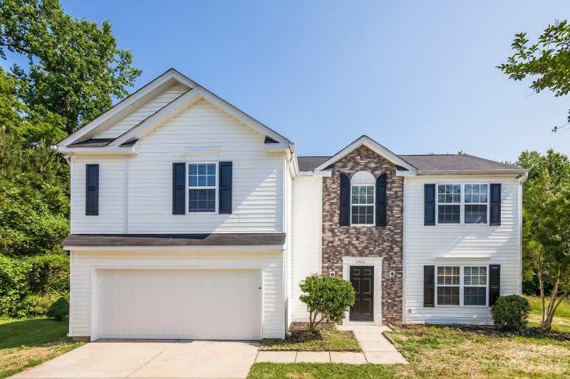 1906 Waters Trail Drive