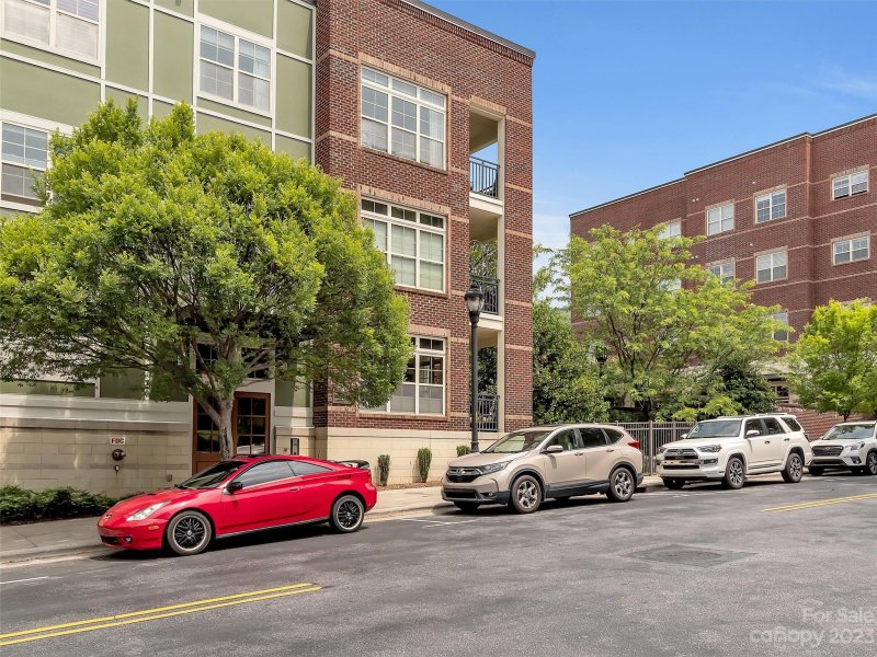 Property image 2 at 5 Farleigh Street, Asheville, NC 28803