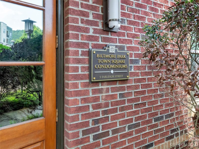 Property image 3 at 5 Farleigh Street, Asheville, NC 28803