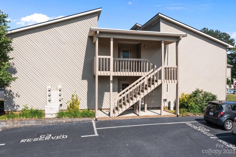 Property image 3 at 140 Lake Concord Road, Concord, NC 28025