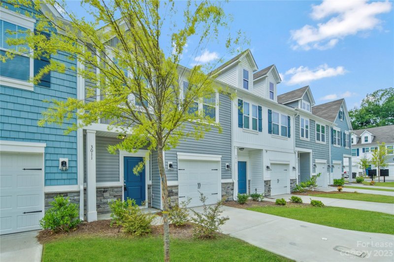 Property image 3 at 3011 Ayana Drive, Charlotte, NC 28210