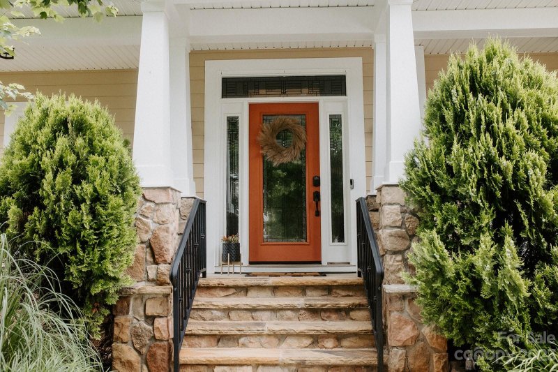 Property image 3 at 108 Hedgewood Drive, Mooresville, NC 28115