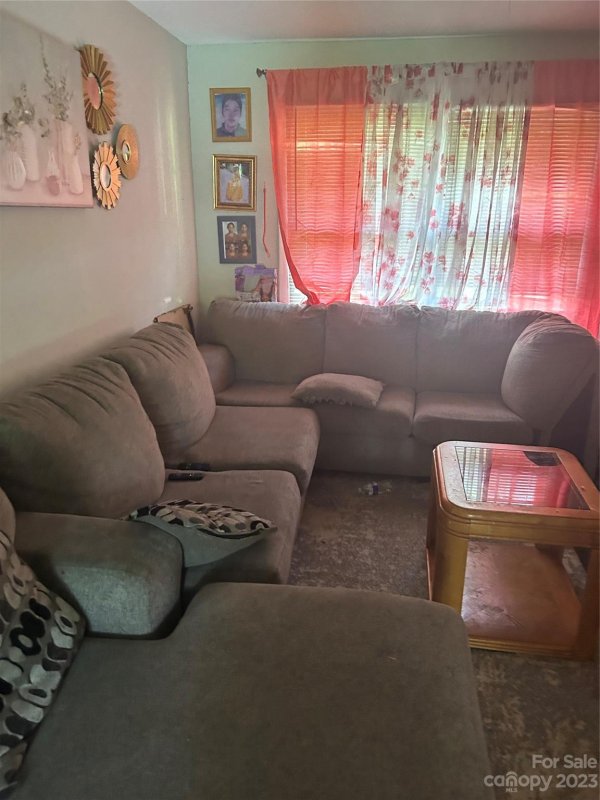 Property image 4 at 4923 Highlake Drive, Charlotte, NC 28215