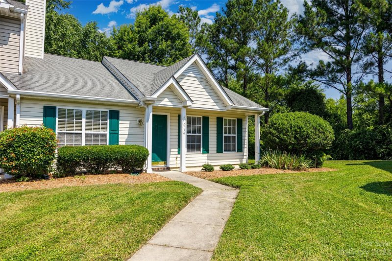 Property image 2 at 12738 Spirit Bound Way, Charlotte, NC 28273