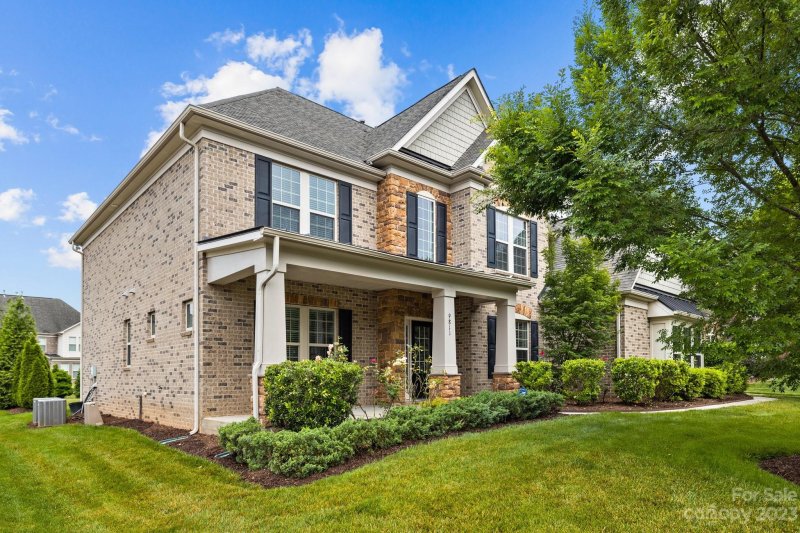Property image 3 at 9811 Ardrey Woods Drive, Charlotte, NC 28277