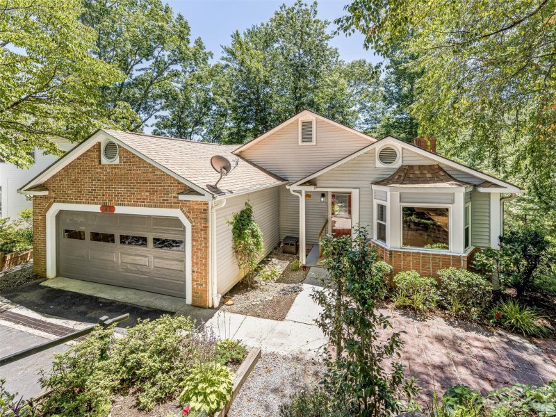 Property image 2 at 89 Canvasback Court, Brevard, NC 28712