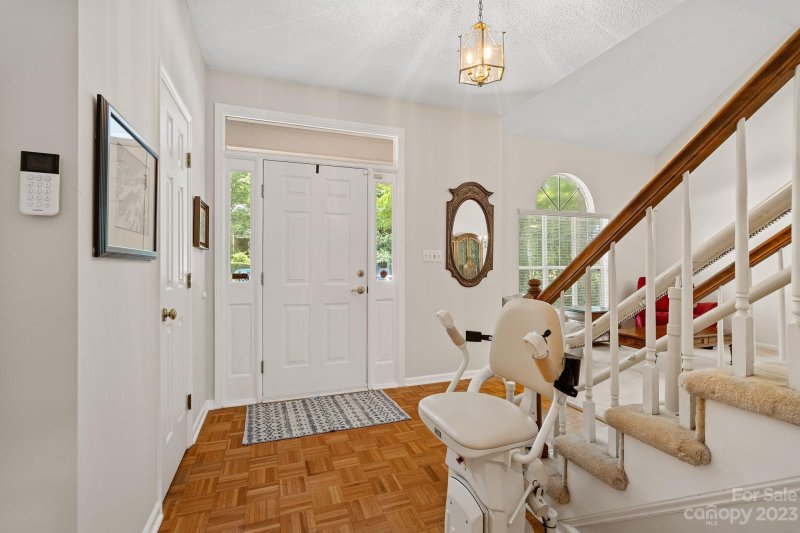 Property image 2 at 3618 Briarthorne Drive, Charlotte, NC 28269