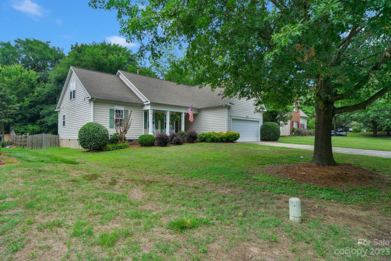 Property image 4 at 9008 Blueshot Court, Charlotte, NC 28273