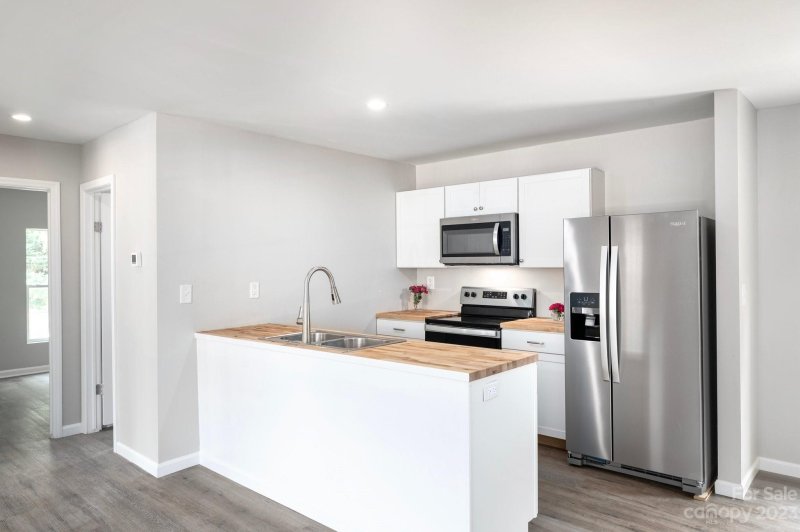 Property image 4 at 108 Central Avenue, Swannanoa, NC 28778