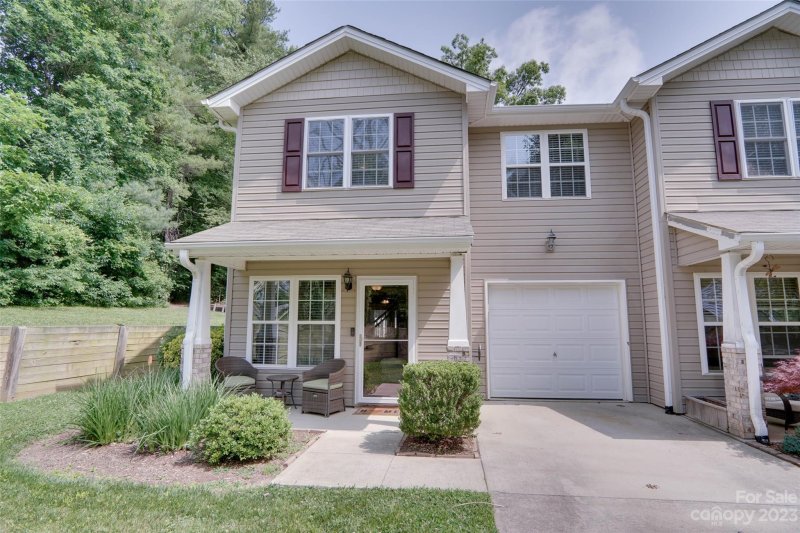 Property image 2 at 13 Macy Way, Fletcher, NC 28732