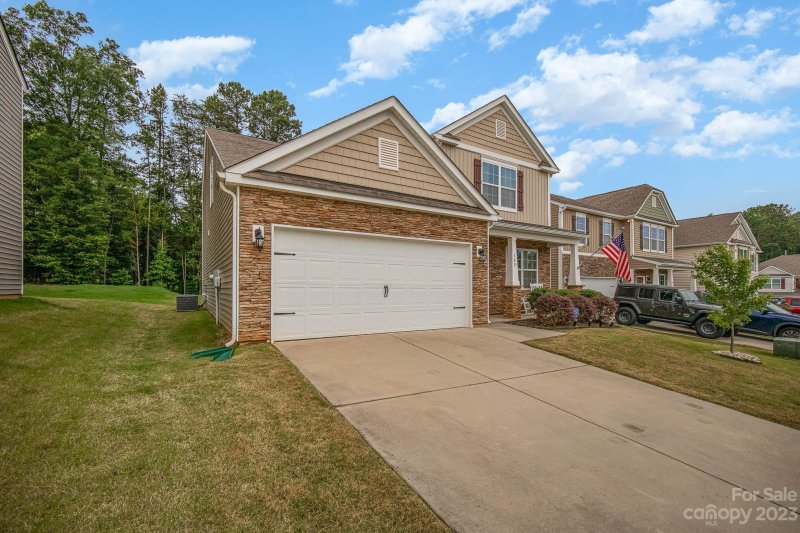 Property image 4 at 189 N Cromwell Drive, Mooresville, NC 28115