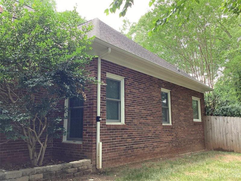 Property image 3 at 1003 Millwright Lane, Matthews, NC 28104