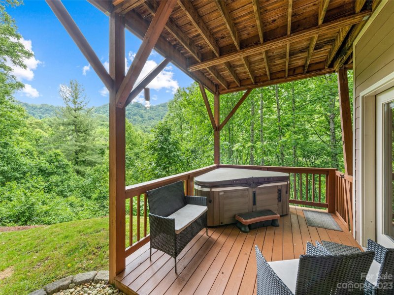 Property image 3 at 332 Mystic Cove, Waynesville, NC 28785