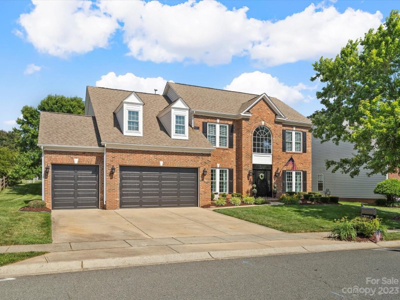 815 Circle Trace Road