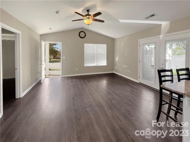 Property image 3 at 136 Mainview Drive, Mooresville, NC 28117