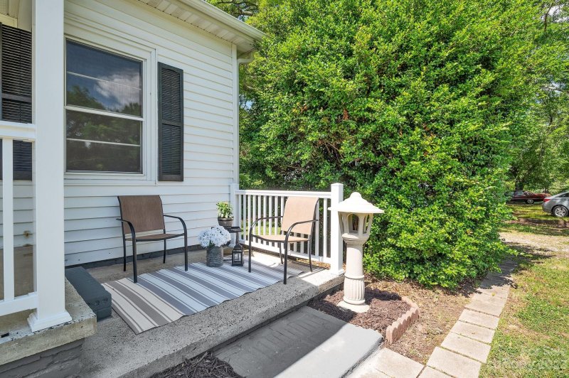 Property image 2 at 109 Oak Street, Clover, SC 29710