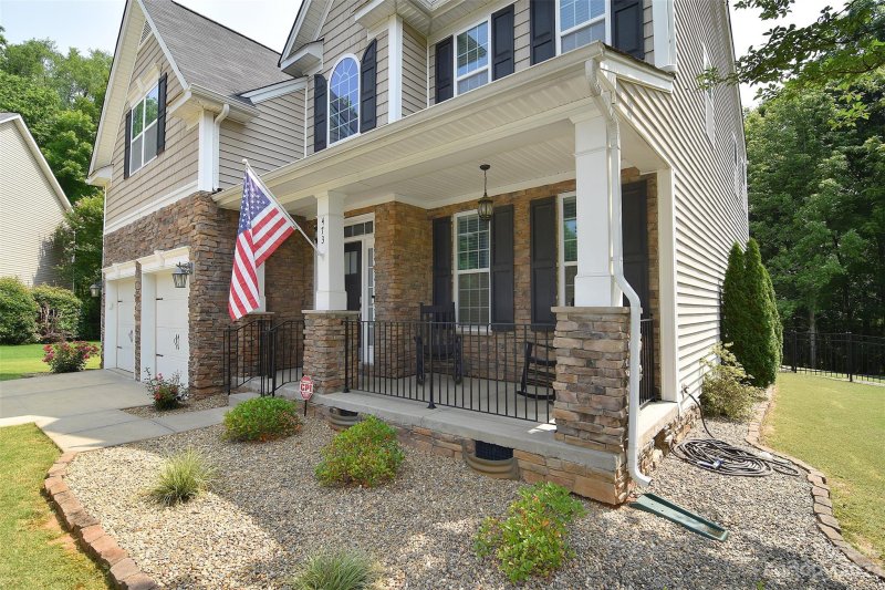 Property image 3 at 473 Sheltered Cove Court, Fort Mill, SC 29708