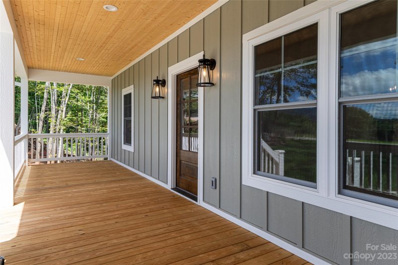 Property image 3 at 182 Country Drive, Mars Hill, NC 28754