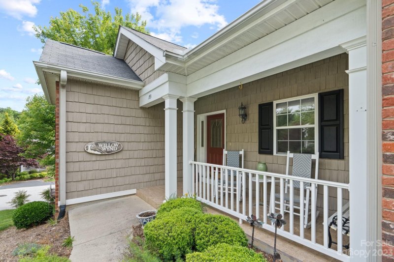 Property image 4 at 193 Shaws Creek Farm Road, Hendersonville, NC 28739